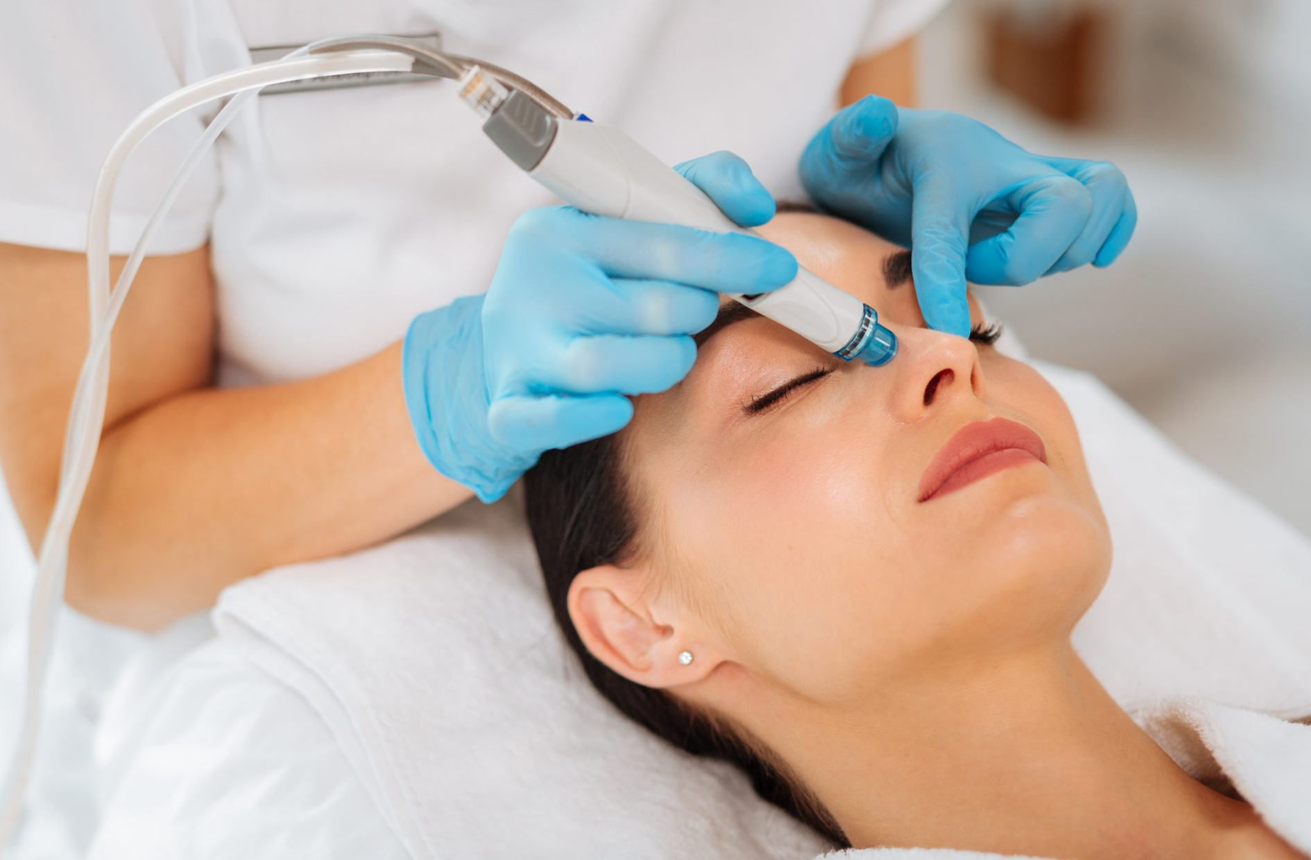 Hydra Facial